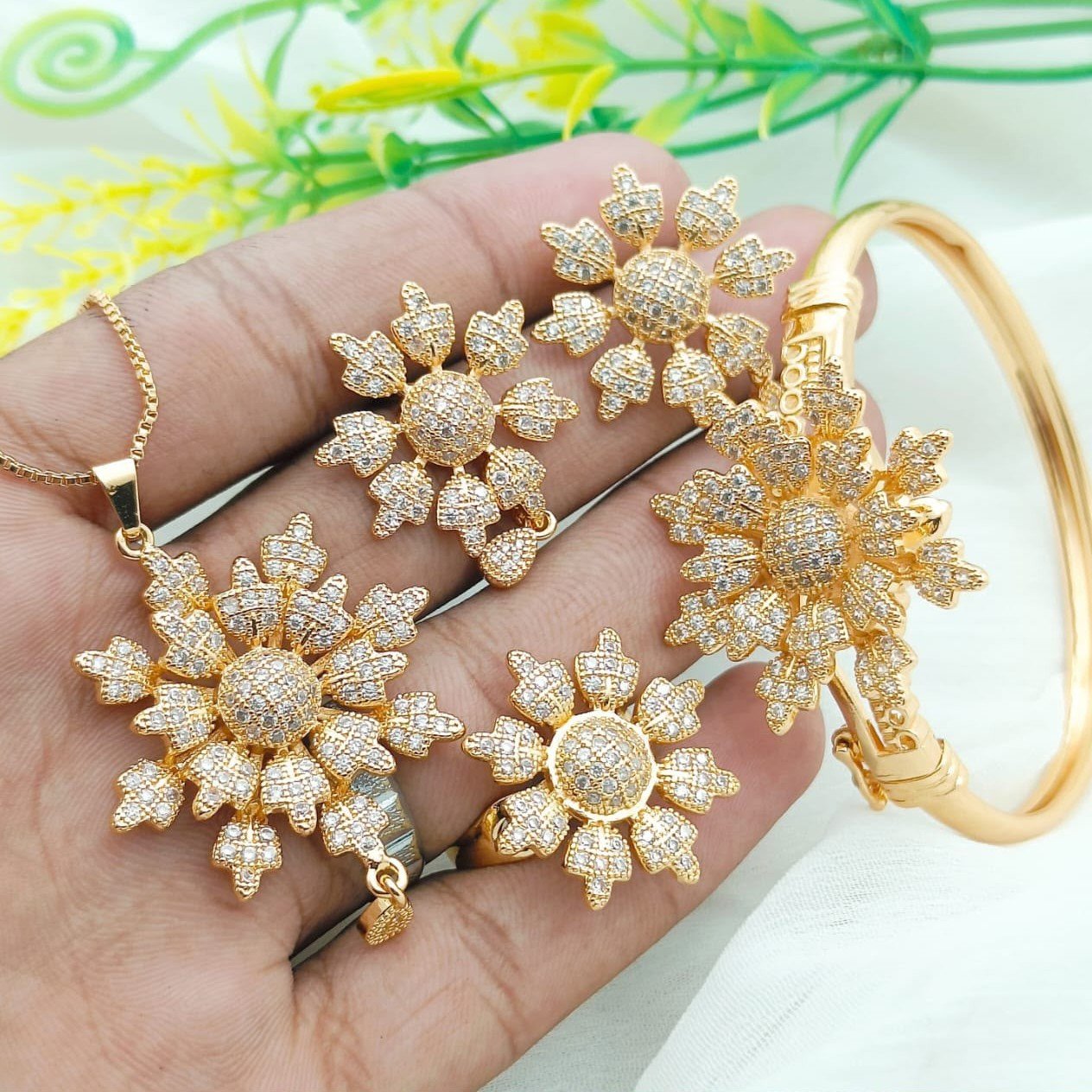 Royal Floral CZ Jewelry Set